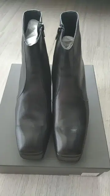 후프 디두 8cm 힐 부츠 255cm 새상품 정가 31900엔!