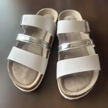 컴포트 샌들 23cm M 사이즈 화이트