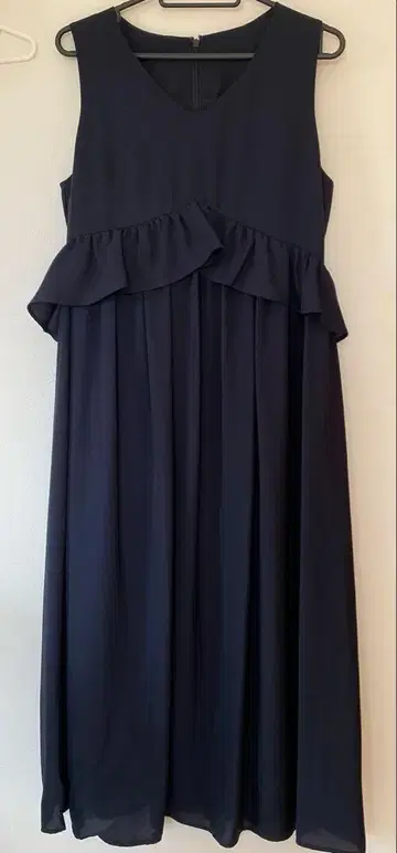 그린 라벨 릴랙싱 프릴 원피스 맥시 리본