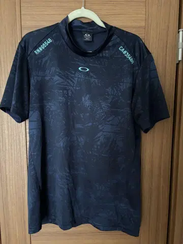 Oakley 땀 흡수 속건성 다크 블루 모크넥