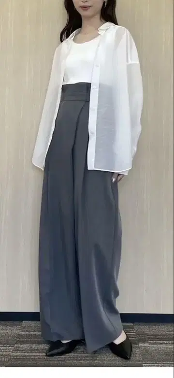 질 바이 질 스튜어트 와이드 턱 팬츠