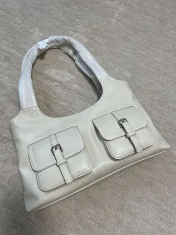 한국 현지 구매 [미사용 새상품] 한국 STAND OIl fika bag