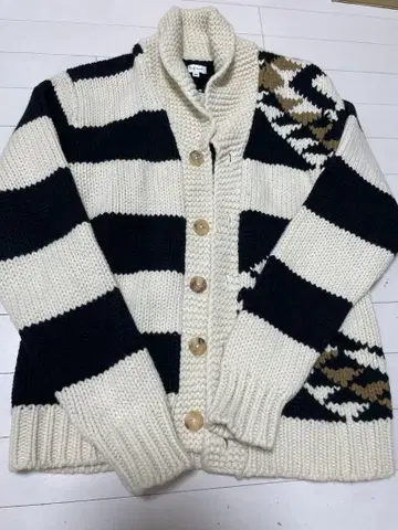 새상품급 PaulSmith 폴스미스 두꺼운 원단 니트 가디건