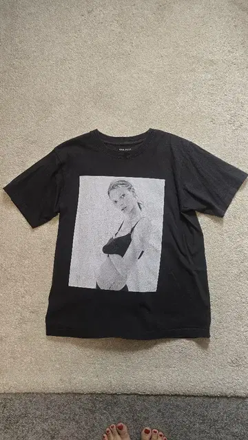 KATE MOSS BIOTOP 블랙 티셔츠 M