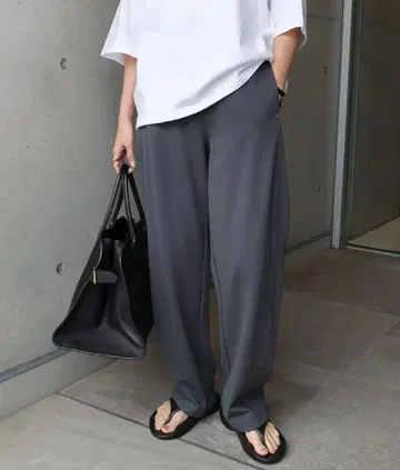 앤도미 커브 팬츠 M 사이즈 그레이