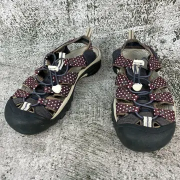 킨 뉴포트 H2 샌들 도트 퍼플