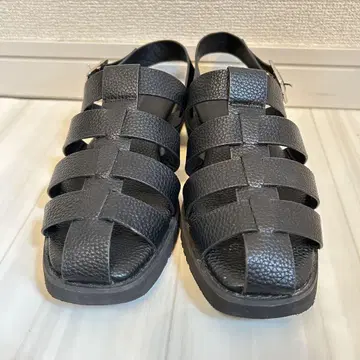 어반 리서치 도어스 구르카 샌들
