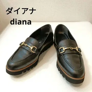 diana 블랙 가죽 비트 로퍼 골드 금장 장식 웨지 비무 라무