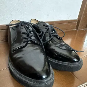 JEANASIS 블랙 통굽 로퍼