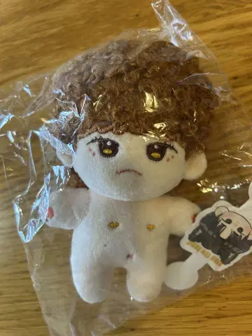 JUNHO (2PM) 인형