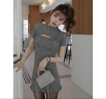 darich 다리치 리본 셔링 깅엄 미니 원피스