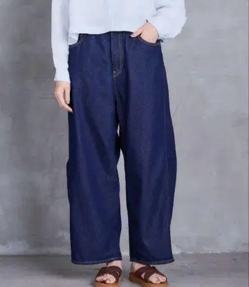 25SS 신상 SETTO PANEL JEANS S 사이즈