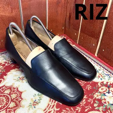 RIZ 가죽 블랙 슬립온 로퍼 펌프스 24cm EEE