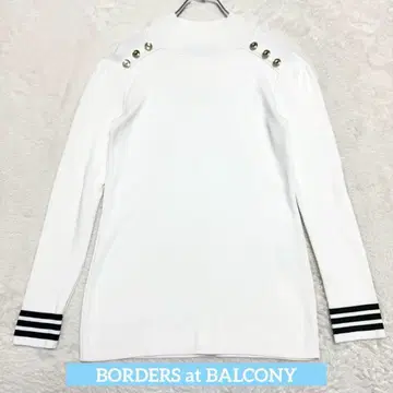 보더스 앳 발코니 GOLD BUTTONED TOP 골드 버튼 S 화이트