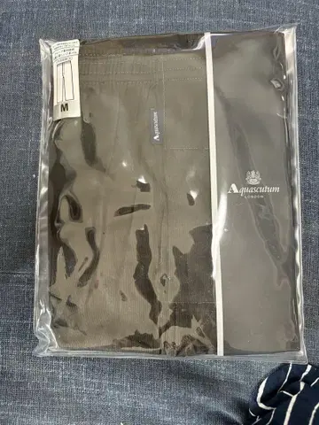 Aquascutum 아쿠아 스큐텀 M 사이즈 스테테코