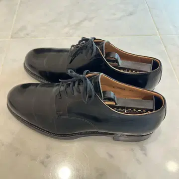 SCOTCH GRAIN 가죽 드레스 신발 25cm