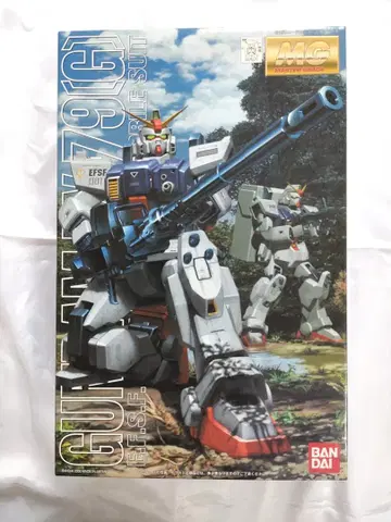 반다이 MG RX-79(G) 육상전형 건담