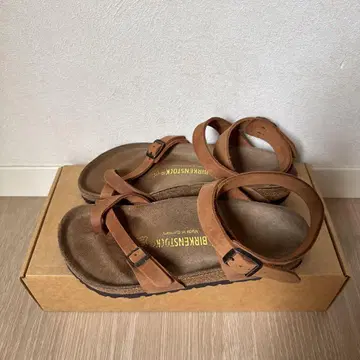BIRKENSTOCK 버켄스탁 샌들 37