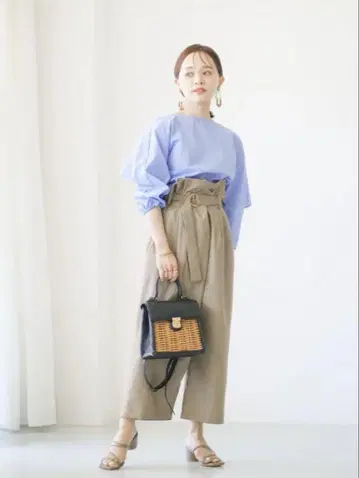 COHINA [다나카 아키코 콜라보] 아지메 턱 하이 웨스트 팬츠 카키