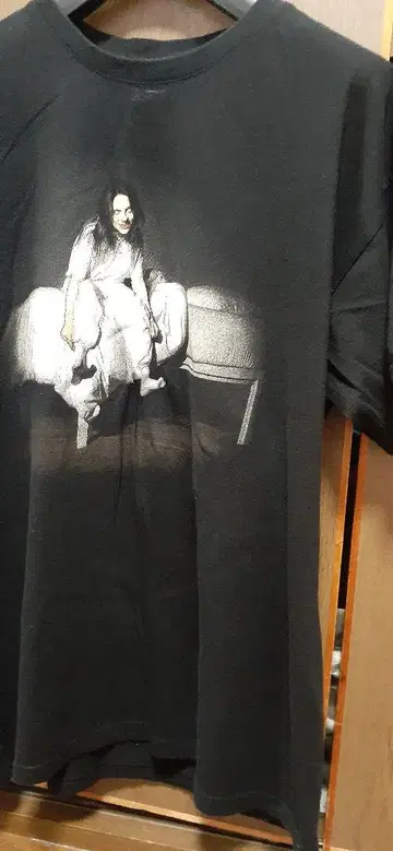 Billie Eilish 빌리 아일리쉬 정품 티셔츠 L 사이즈