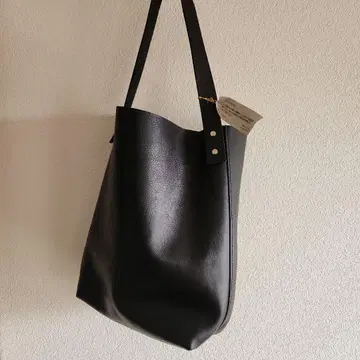 TEMBEA 가죽 토트
