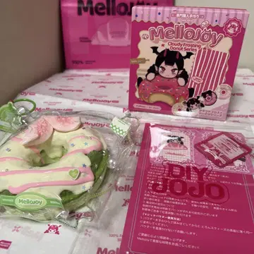 Mellojoy 스퀴즈 말차와 장미 거품 도넛
