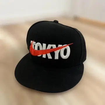 Nike TOKYO 스냅백 캡