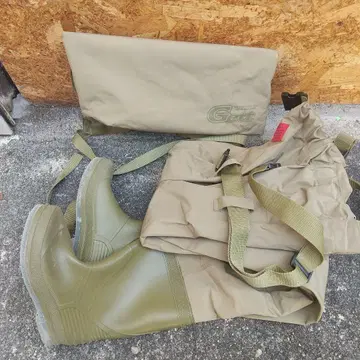 가슴장화 전체 길이 약 25cm