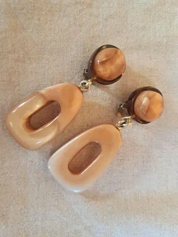 도미니크 두네브 귀찌