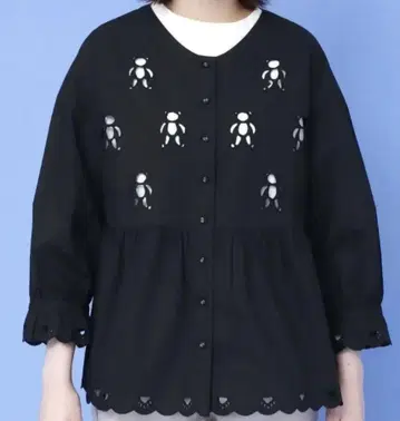 didizizi BEAR 컷워크 레이스 블라우스 블랙