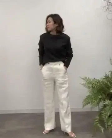 etretokyo 린넨 센터 프레스 팬츠