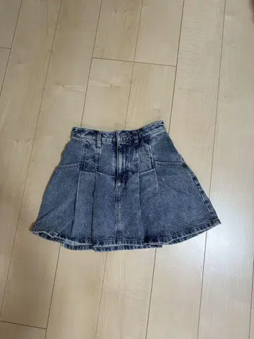 데님 블루 플리츠 스커트 블랙 이너 포함