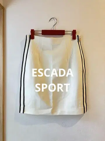ESCADA SPORT 에스카다 트랙 미니 스커트 골프