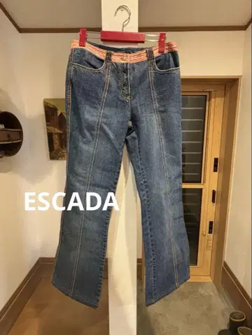 ESCADA 에스카다 데님 팬츠 데님 34 자수 세미 플레어