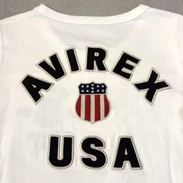 Avirex 화이트 티셔츠