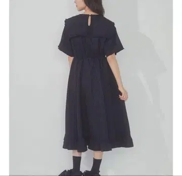 메리 제니 플라워 자카드 프릴 칼라 원피스