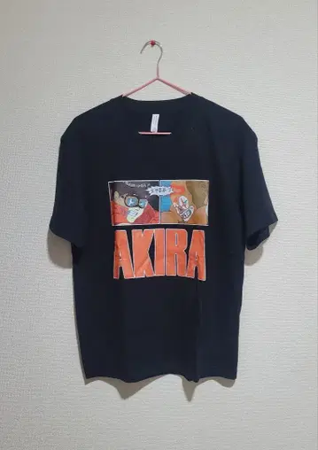 AKIRA 티셔츠 블랙