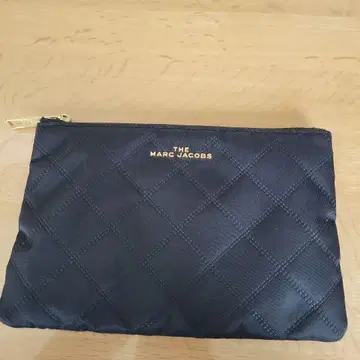 THE MARC JACOBS 네이비 파우치