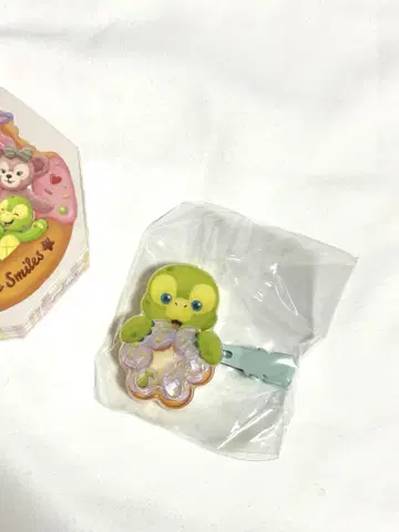 닷피 & 프렌즈 필드 위드 조이! 헤어 클립 올메르