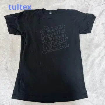 tultex 블랙 M 사이즈 텍스트 티셔츠