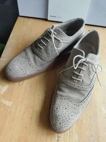 스웨이드 베이지 윙 칩 Size40(약 25cm)