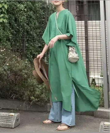 그린 반팔 셔츠 원피스