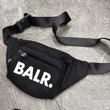 BALR. 바디백 블랙  한 번 사용