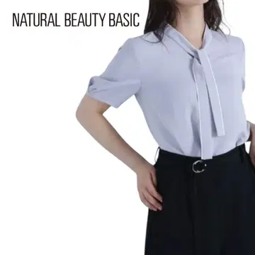 [내추럴 뷰티 베이직] 바이컬러 내로우 보타이 블라우스 새상품 M