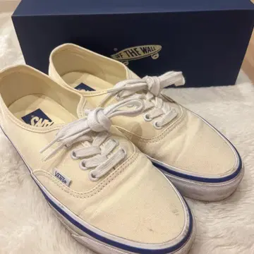 VANS PREMIUM 오센틱 화이트