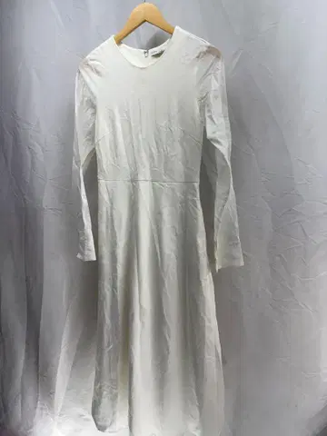 & UN3D. 화이트 롱 원피스 36