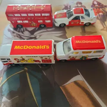 McDonald's 미니카 4대 세트 상자 없음