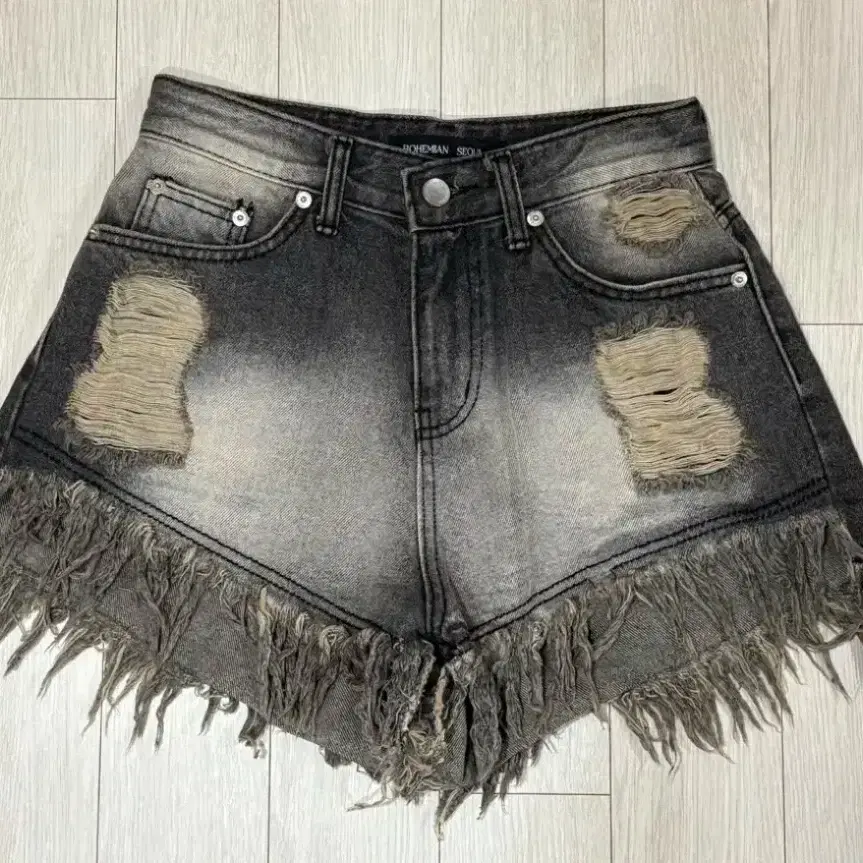 【激安大特価！】 BOHEMIAN Shorts Damage Seoul Bohemian 보헤미안서울 | SEOUL パンツ