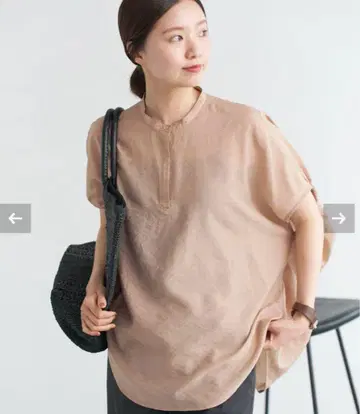 새상품급 IENA 뉘앙스 돌먼 블라우스 베이지