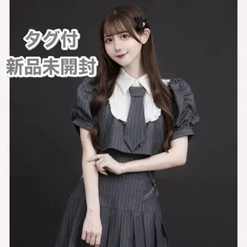 pium 피움 넥타이 스퀘어 프릴 탑 사야피 스트라이프 그레이